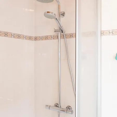 Πανσιόν Zum Schotten Zella-Mehlis