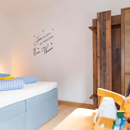 Πανσιόν Zum Schotten 3*