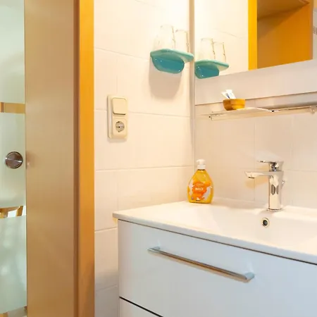 Πανσιόν Zum Schotten Zella-Mehlis