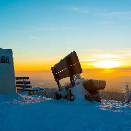 Πανσιόν Zum Schotten Zella-Mehlis